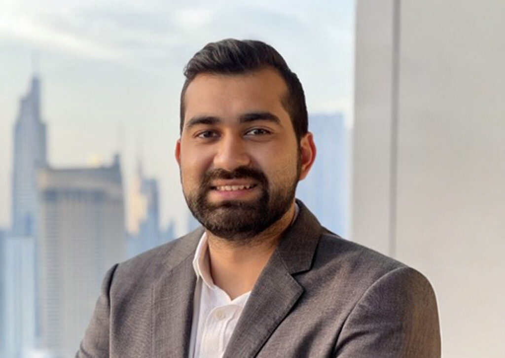 Rishabh Desai of APAR Petroleum Specialities FZE (PSF) featured in Gulf News for transformative growth in Hamriyah Free Zone.