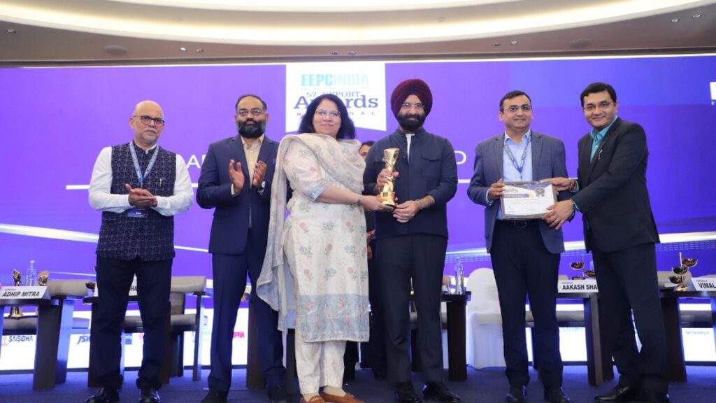 APAR honoured with Star Performer Award 2024-25 by EEPC India